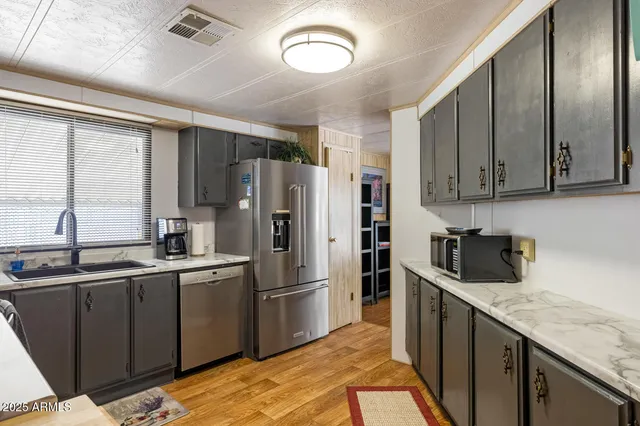 $85,000 | 1638 East John Cabot Road, Phoenix, AZ 85022