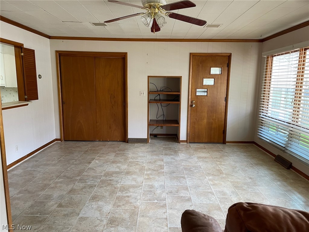 357 Ewing Road Youngstown, OH 44512 - Photo 6 of 18 Gallery Image 6