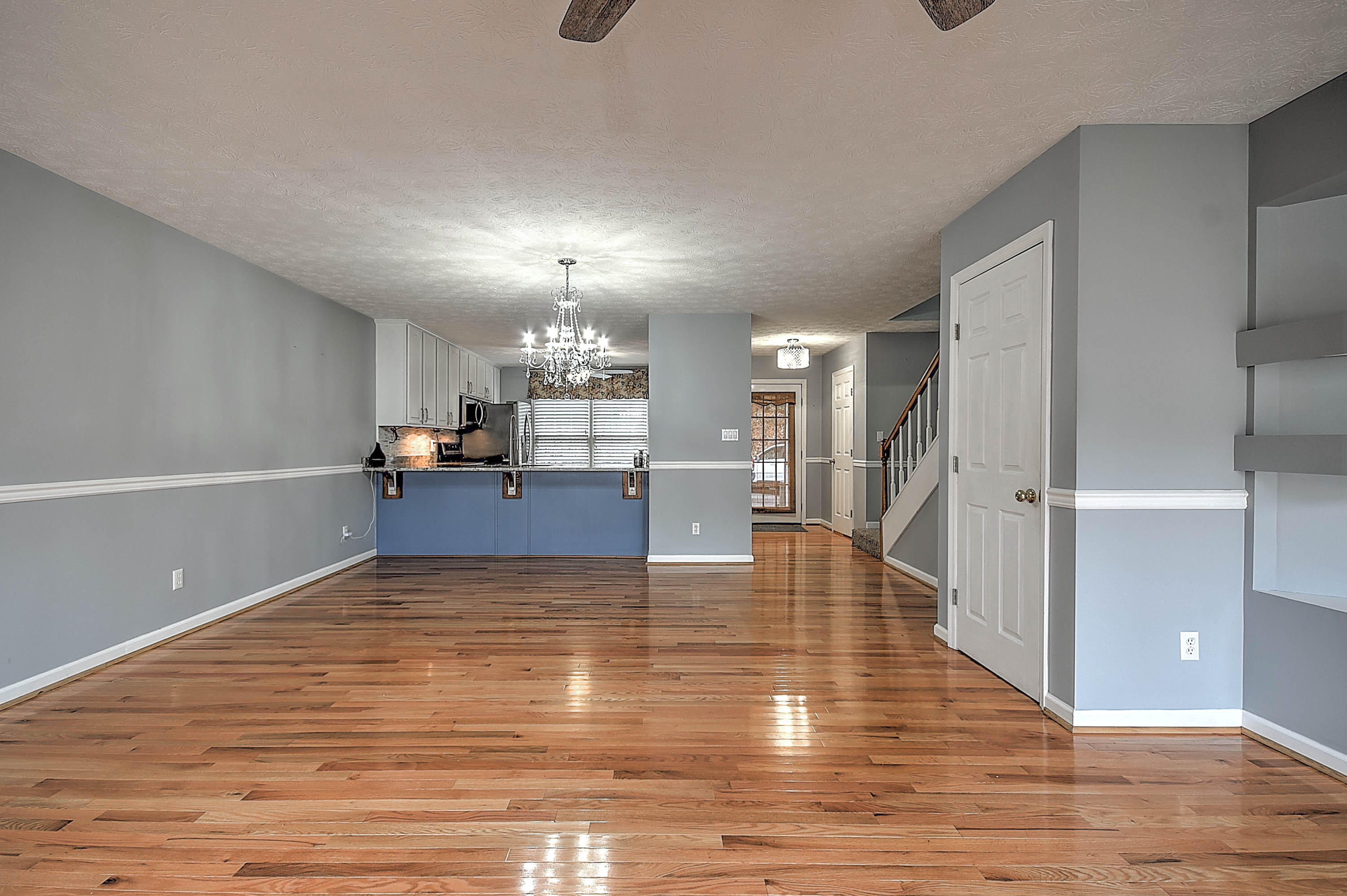 137 Lakeview Terr, Unit 137 Butler, TN 37640 - Photo 16 of 58 Terrace-13
