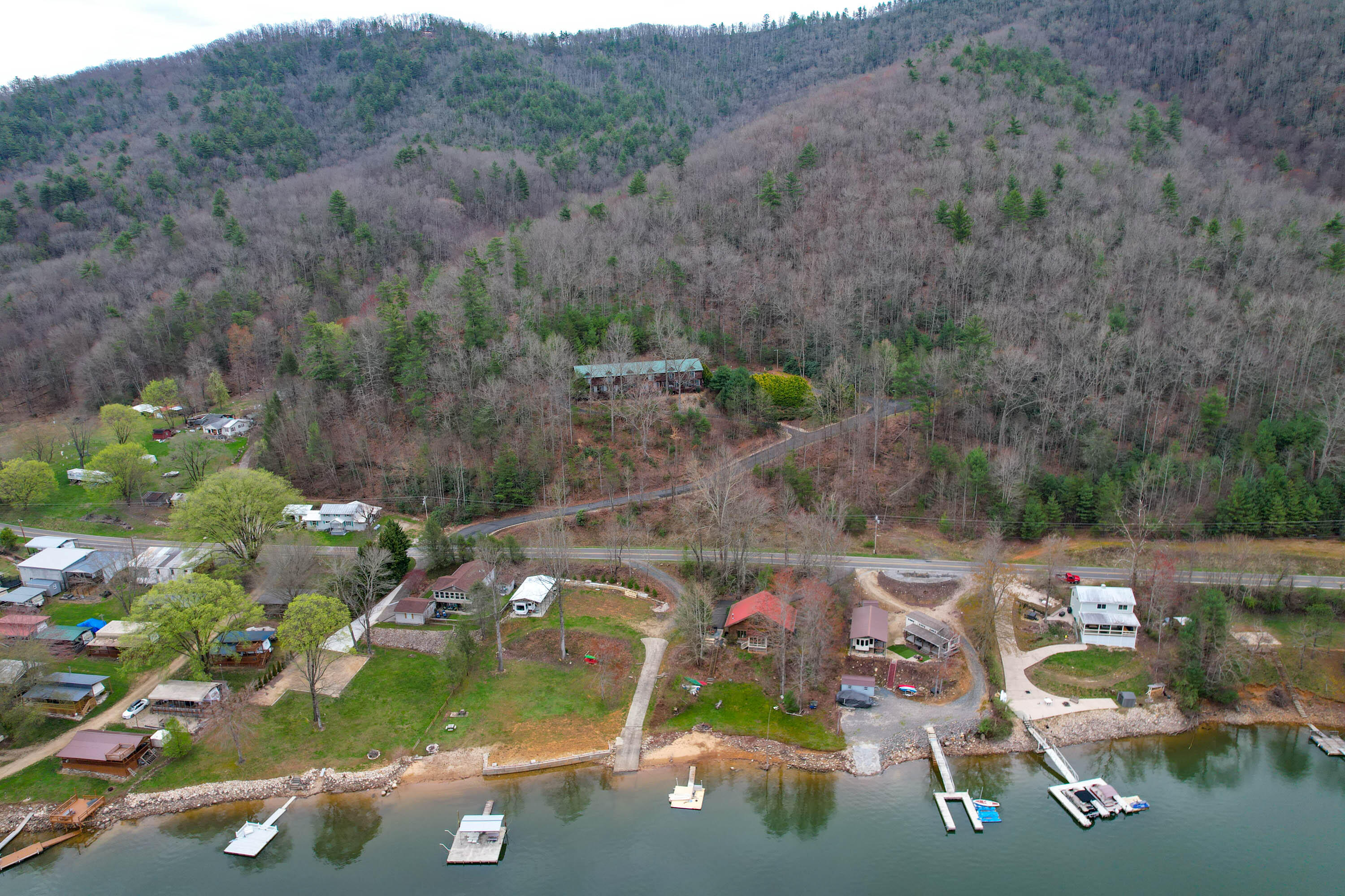 137 Lakeview Terr, Unit 137 Butler, TN 37640 - Photo 51 of 58 Terrace Drone-12