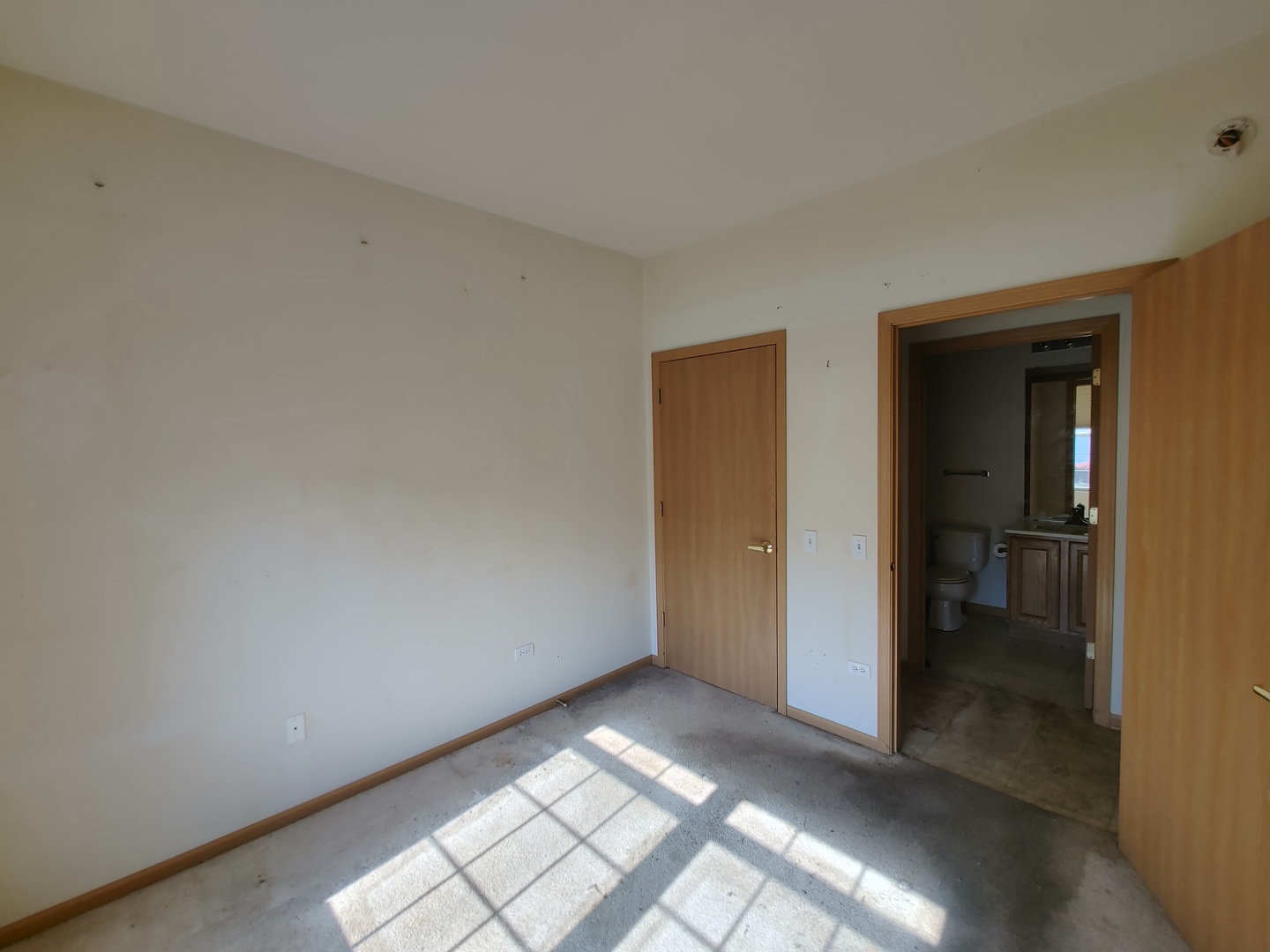 13528 Delaney Road Huntley, IL 60142 - Photo 4 of 25 a view of an empty room and window