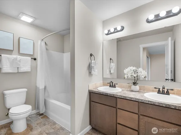 $650,000 | 17910 121st Street East, Bonney Lake, WA 98391