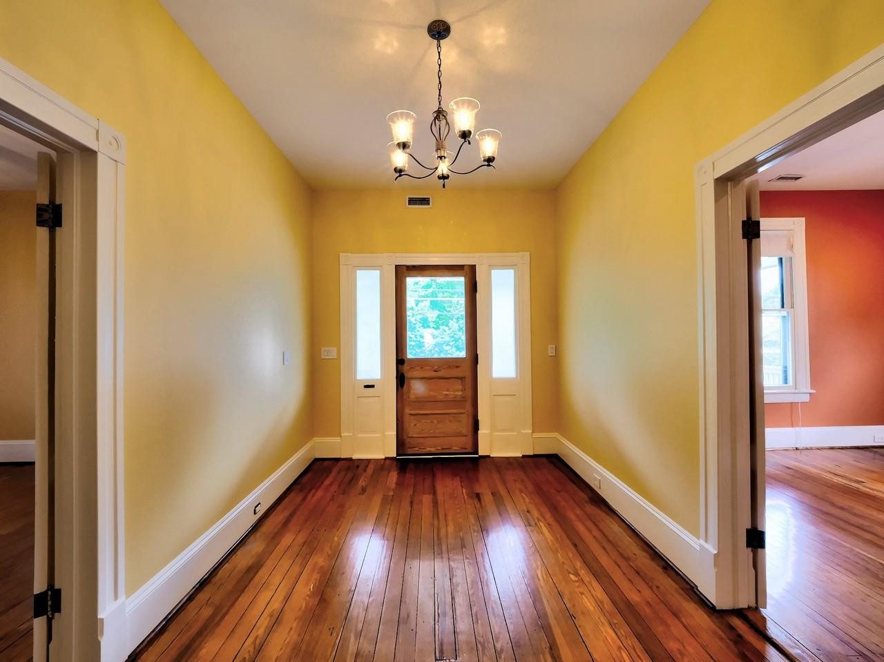 516 East Lane Street Raleigh, NC 27601 - Photo 4 of 22 Photo 4