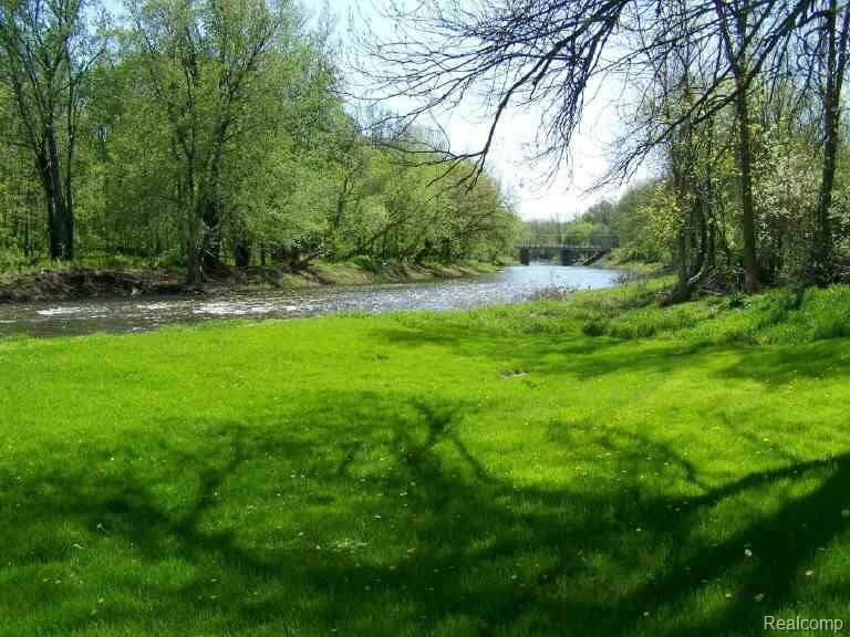 1600 Colwood Road Caro, MI 48723 - Photo 8 of 11 River Frontage