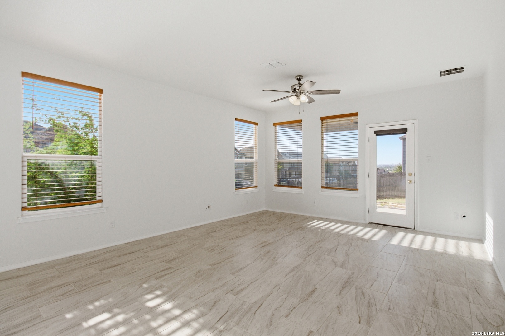 9305 Devils River Converse, TX 78109 - Photo 12 of 40