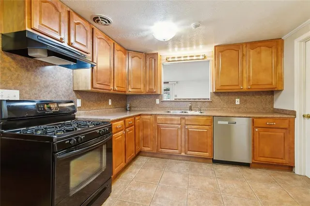 $250,000 | 3503 East Louisiana State Drive, Kenner, LA 70065