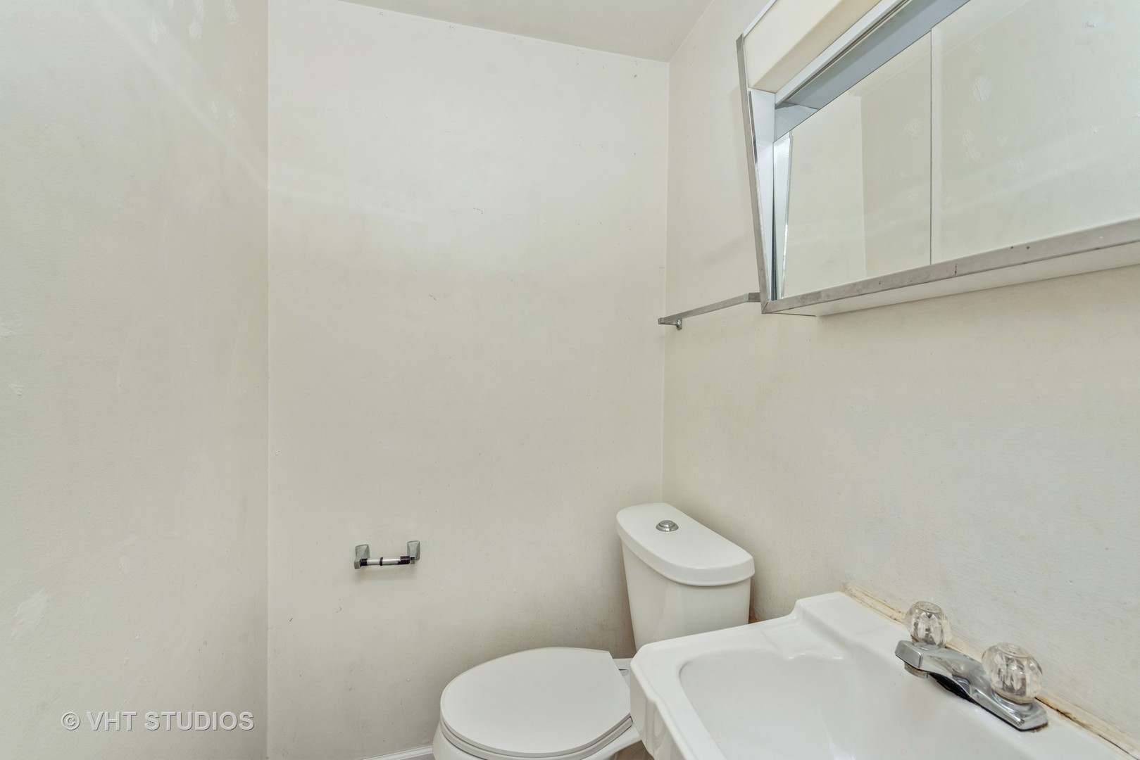 6804 Valley View Road Hanover Park, IL 60133 - Photo 10 of 15 Gallery Image 10