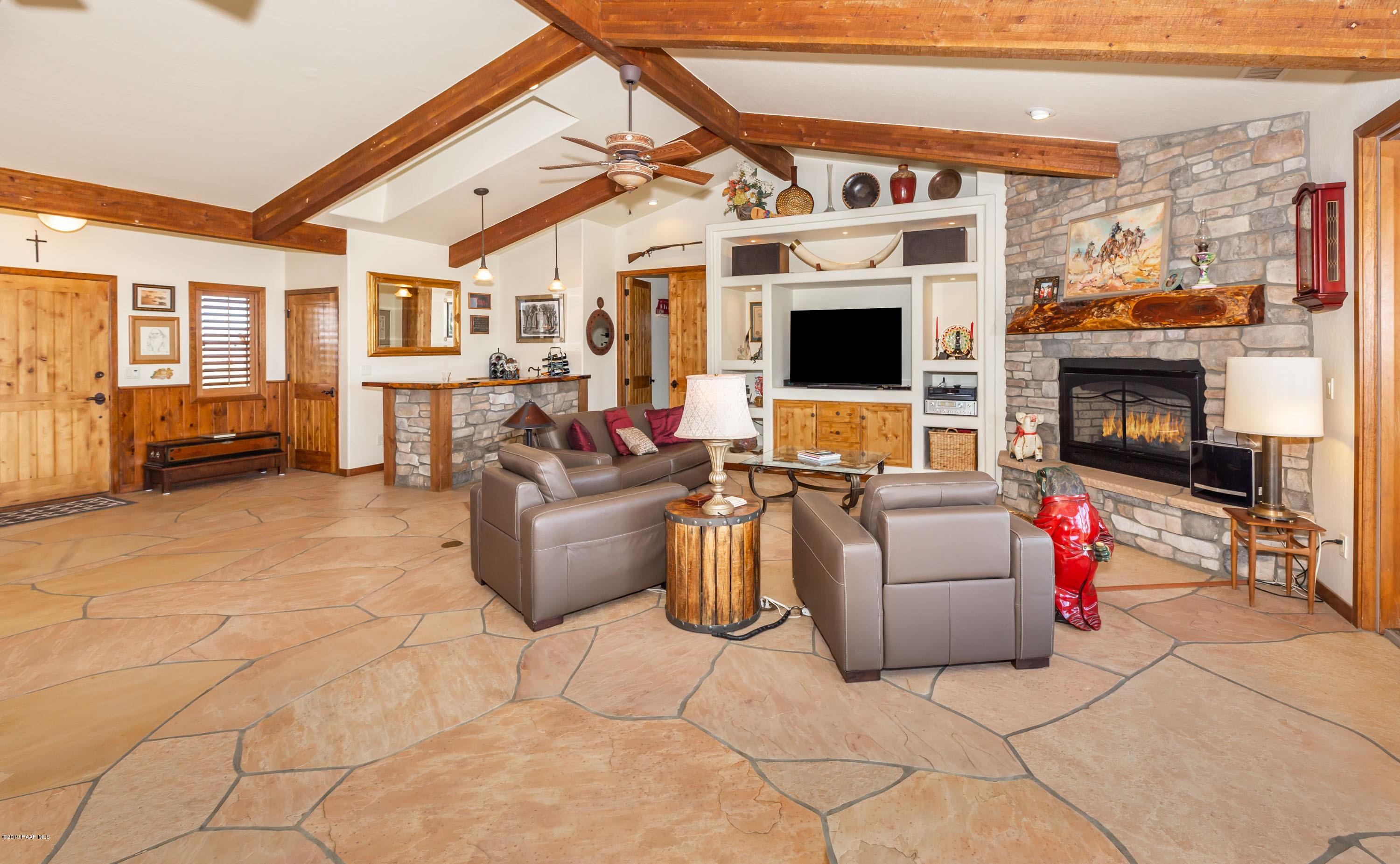 4355 Friendly Meadow Road Prescott, AZ 86305 - Photo 12 of 46 Entertainers Great room