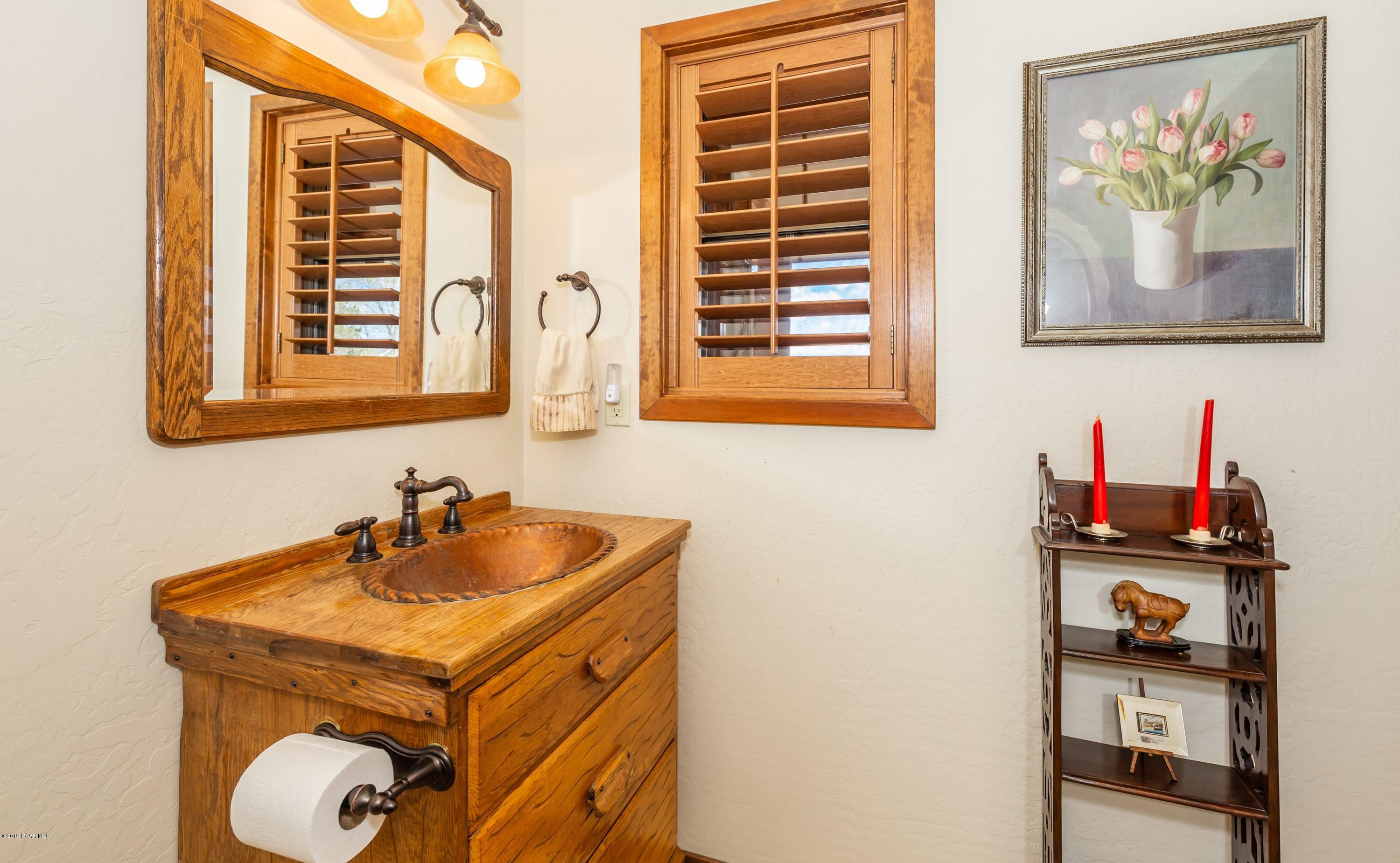 4355 Friendly Meadow Road Prescott, AZ 86305 - Photo 23 of 46 Powder Room