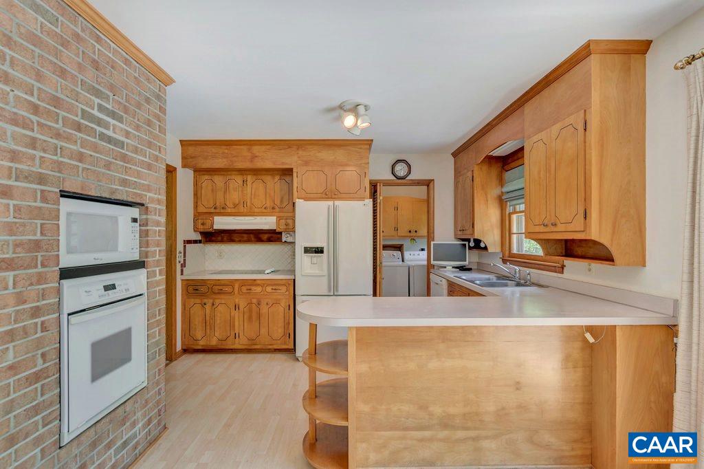 1691 Milton Road Charlottesville, VA 22902 - Photo 11 of 33 Gallery Image 11