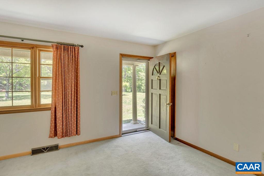 1691 Milton Road Charlottesville, VA 22902 - Photo 5 of 33 Gallery Image 5