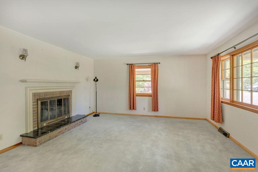1691 Milton Road Charlottesville, VA 22902 - Photo 6 of 33 Gallery Image 6