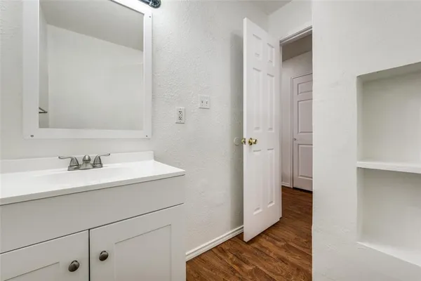 $1,650 | 812 Driftwood Drive, Shady Shores, TX 76208