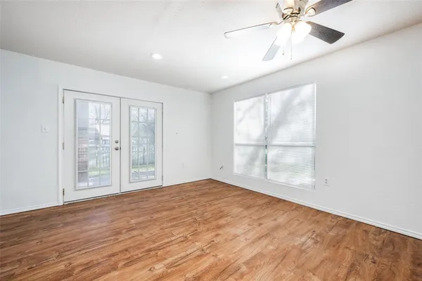 $1,650 | 812 Driftwood Drive, Shady Shores, TX 76208