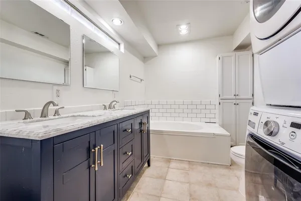 $1,650 | 812 Driftwood Drive, Shady Shores, TX 76208