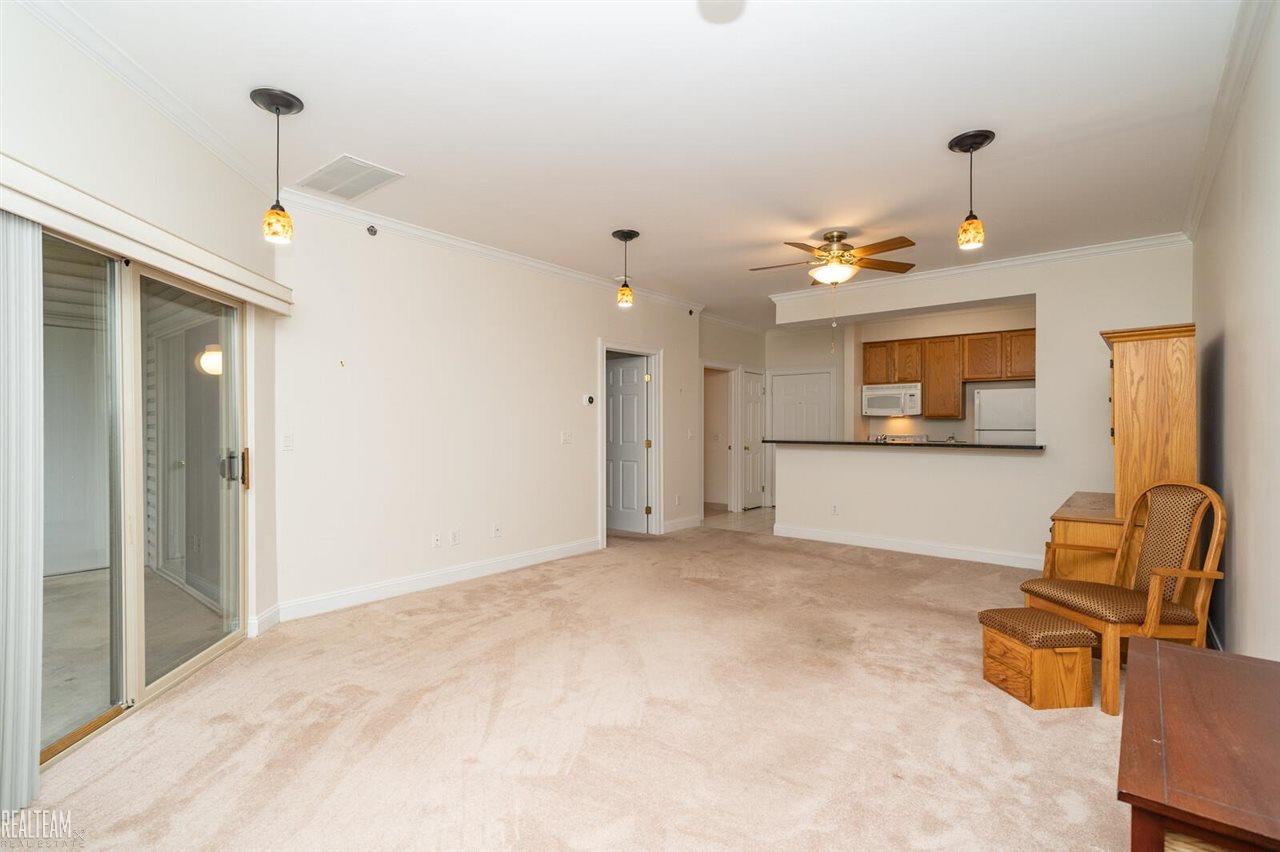 39152 Hayes Road, Unit 9 Clinton Township, MI 48038 - Photo 16 of 28