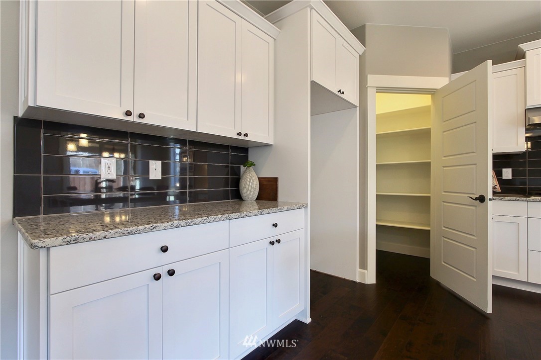4836 Castleton Road Southwest Port Orchard, WA 98367 - Photo 6 of 13 Gallery Image 6