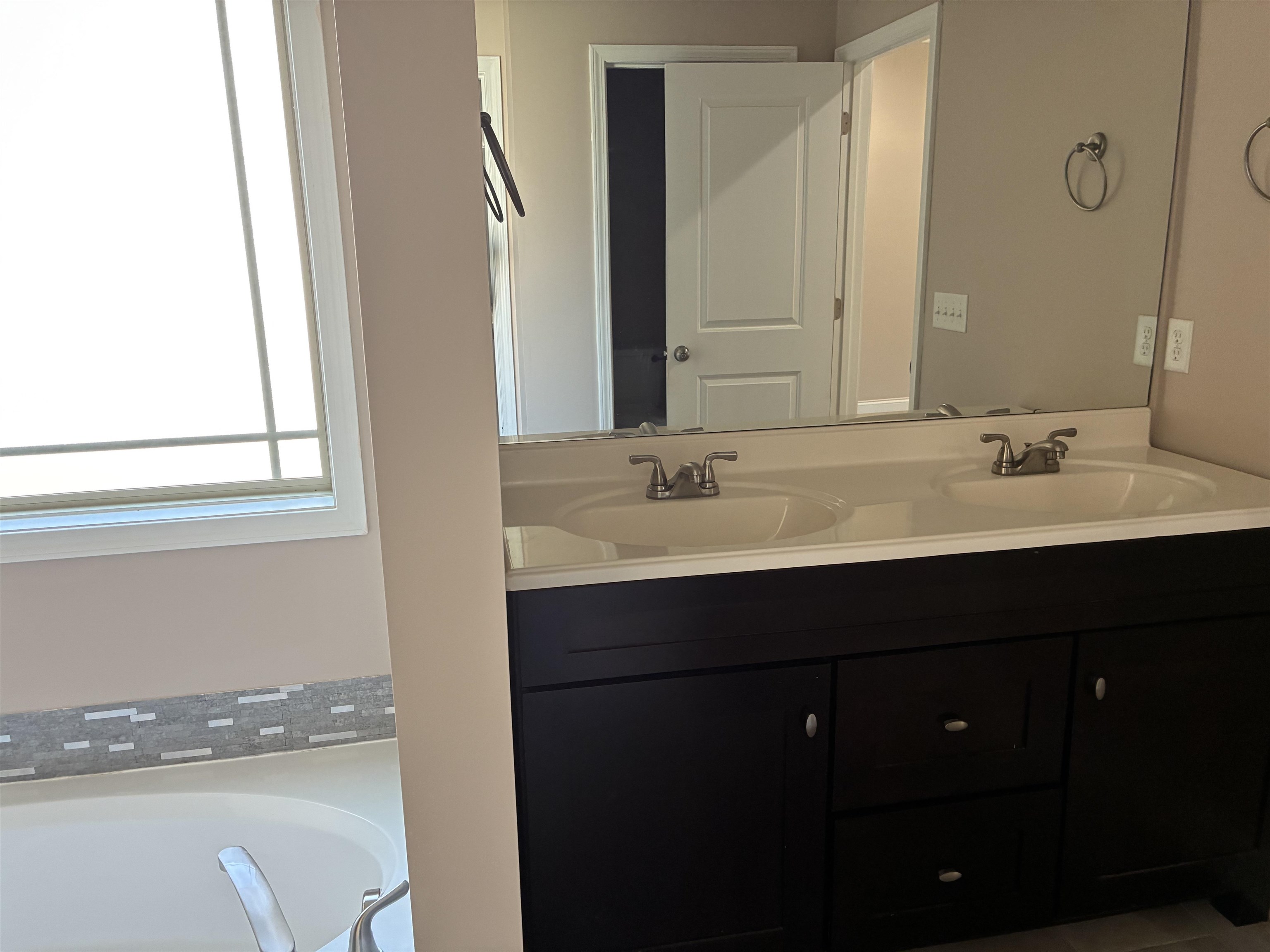 1000 Sheila Avenue Greer, SC 29651 - Photo 10 of 30