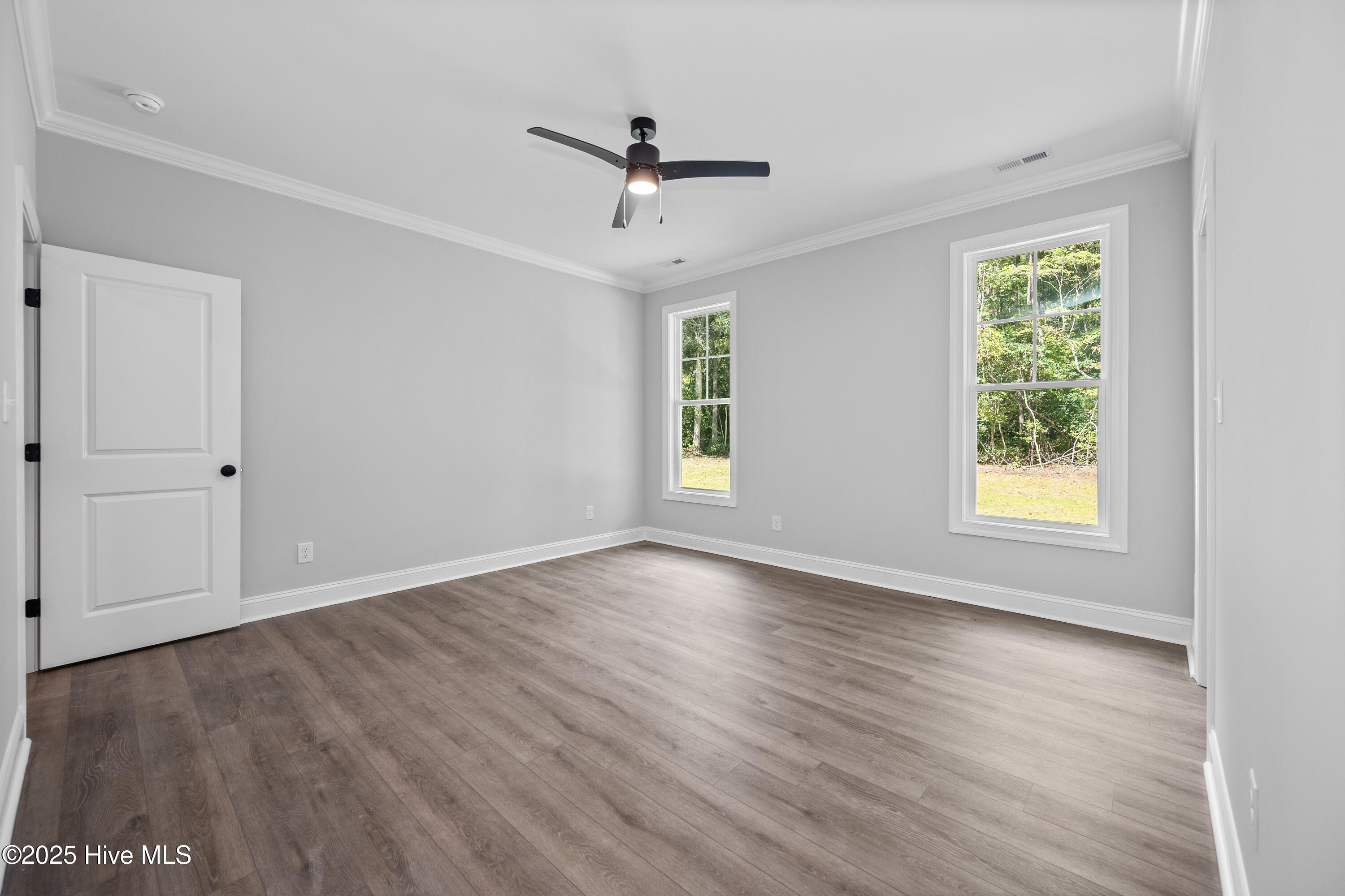 255 White Oak Bluff Road Stella, NC 28582 - Photo 28 of 66 255-WhiteOakBluff-10-1-25-029
