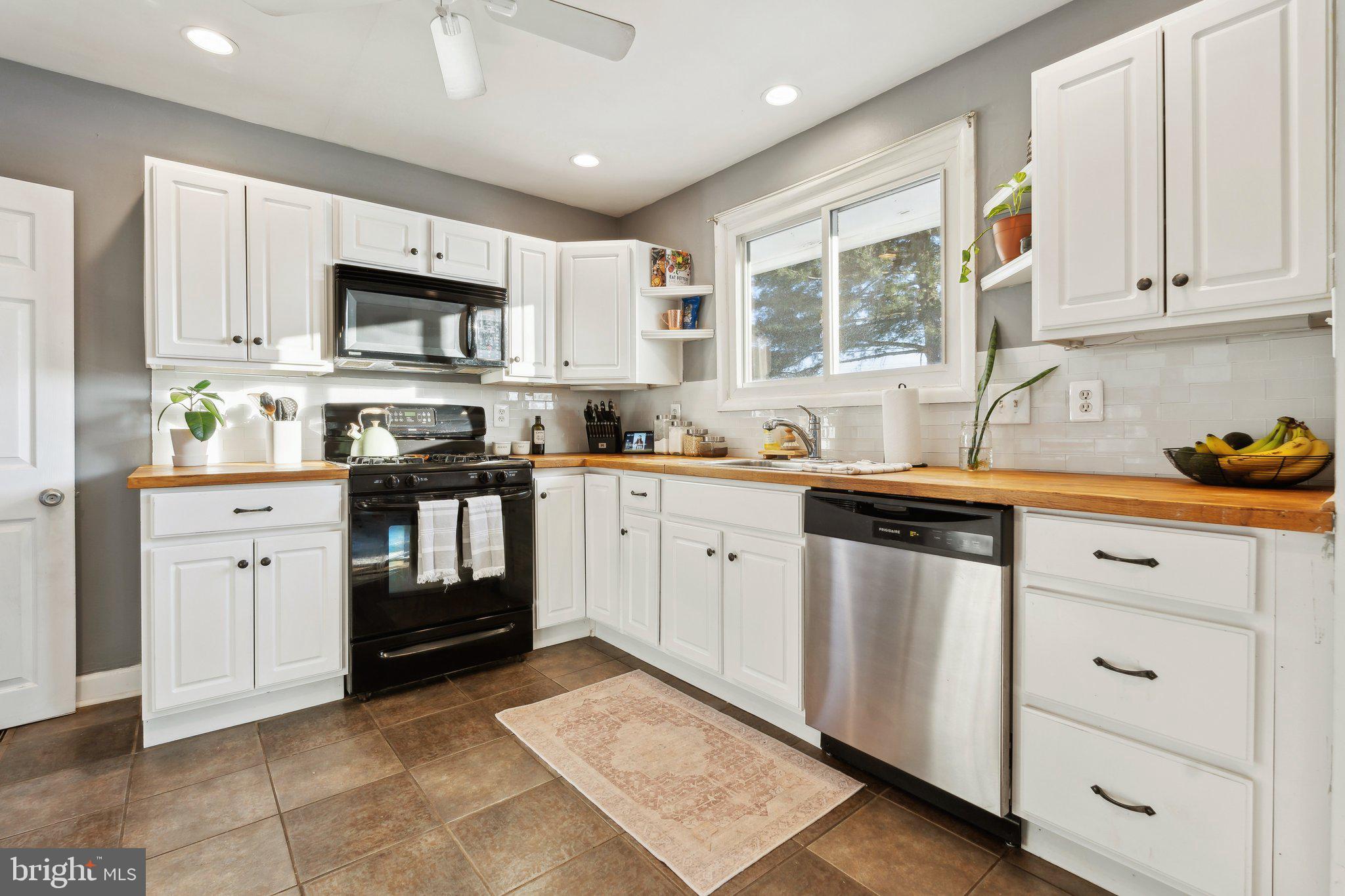 4711 Mawani Road Baltimore, MD 21206 - Photo 9 of 24 Gallery Image 9