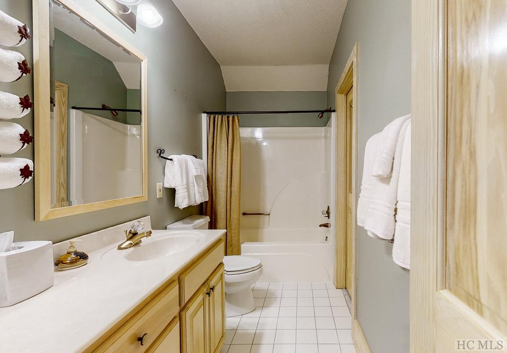 2460 Falcon Ridge Highlands, NC 28741 - Photo 47 of 55 Gallery Image 47