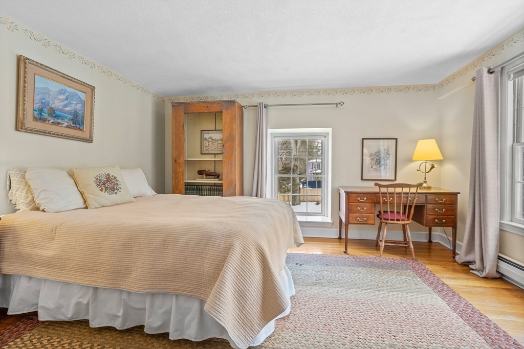 321 North Road Bedford, MA 01730 - Photo 18 of 41