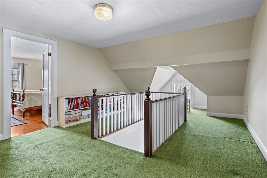 321 North Road Bedford, MA 01730 - Photo 26 of 41