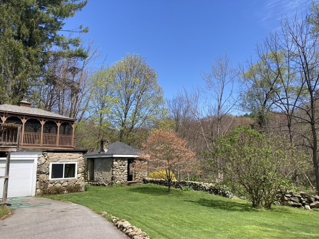 321 North Road Bedford, MA 01730 - Photo 40 of 41