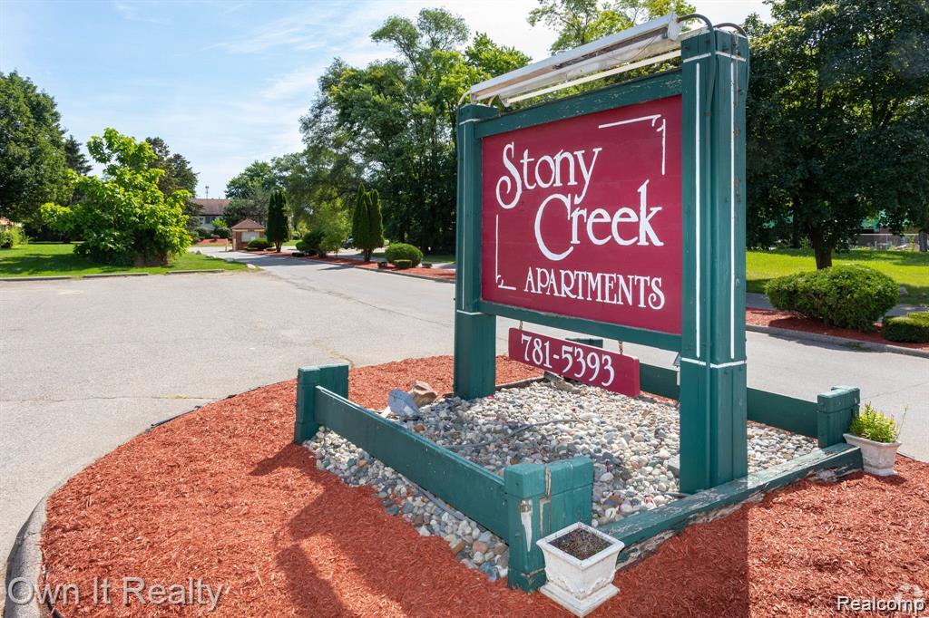 59314 Van Dyke Road Washington, MI 48094 - Photo 13 of 16 View of community / neighborhood sign