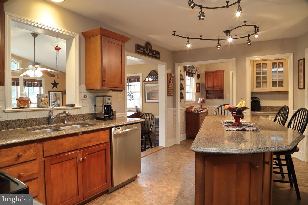 15 Field Lane Lititz, PA 17543 - Photo 13 of 39
