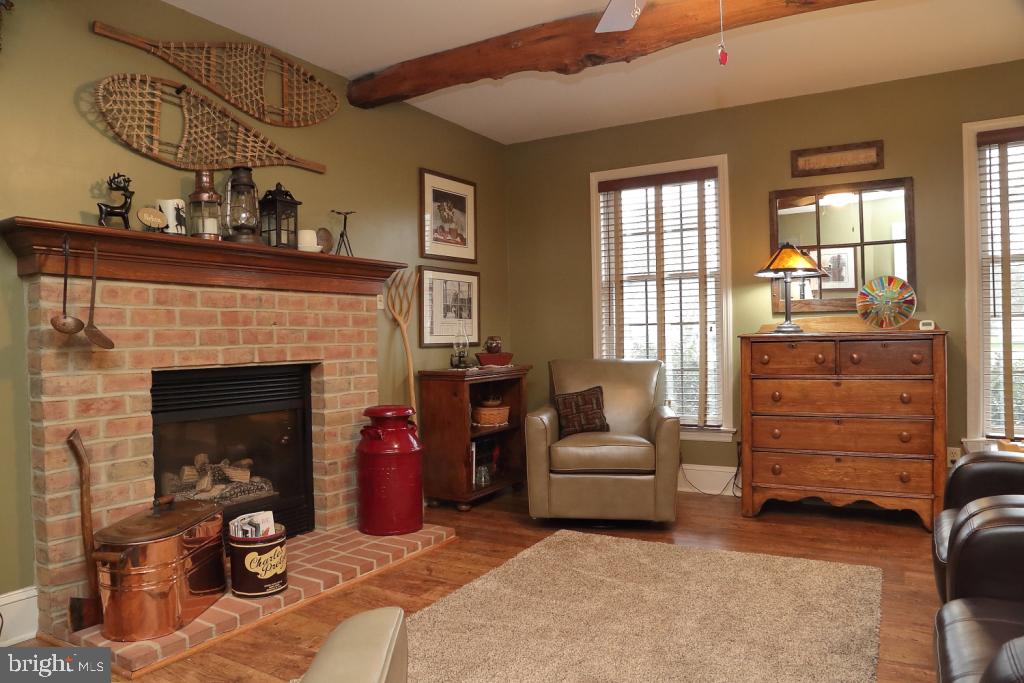 15 Field Lane Lititz, PA 17543 - Photo 4 of 39