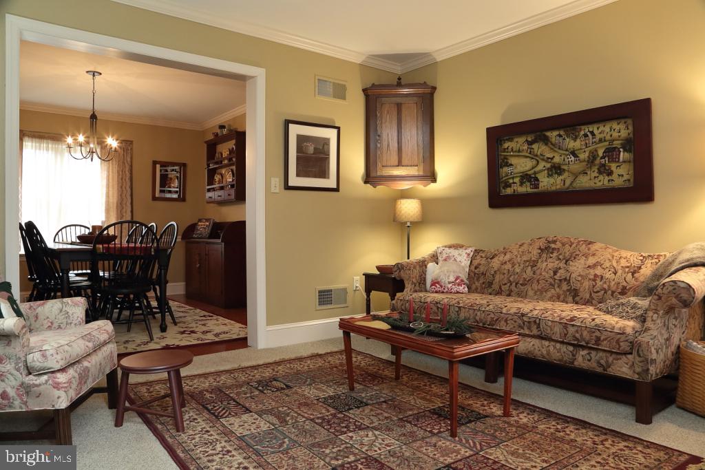 15 Field Lane Lititz, PA 17543 - Photo 9 of 39
