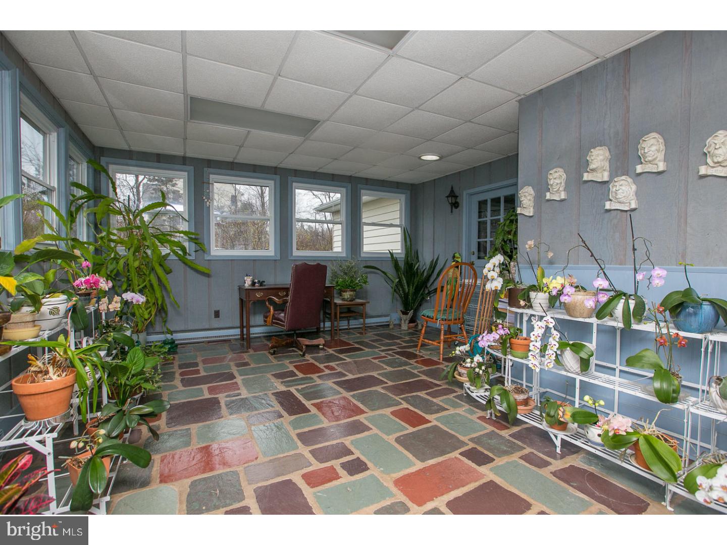 176 Kinsey Road Harleysville, PA 19438 - Photo 8 of 20 Sun Room