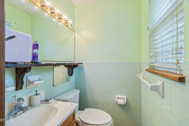 $250,000 | 113 Circle Drive, Rockwood, TN 37854