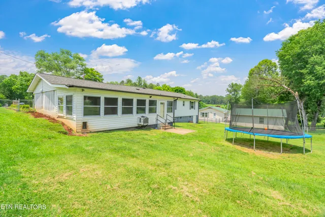 $250,000 | 113 Circle Drive, Rockwood, TN 37854