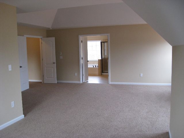 2404 Rivanna Lane Greenville, SC 29607 - Photo 5 of 8 Gallery Image 5