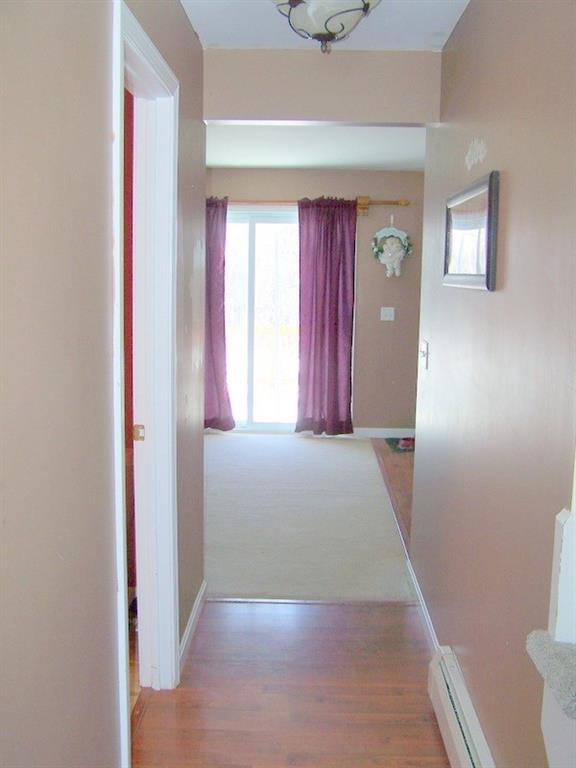 690 Center Road Lebanon, ME 04027 - Photo 9 of 26 Hallway from front entry area.