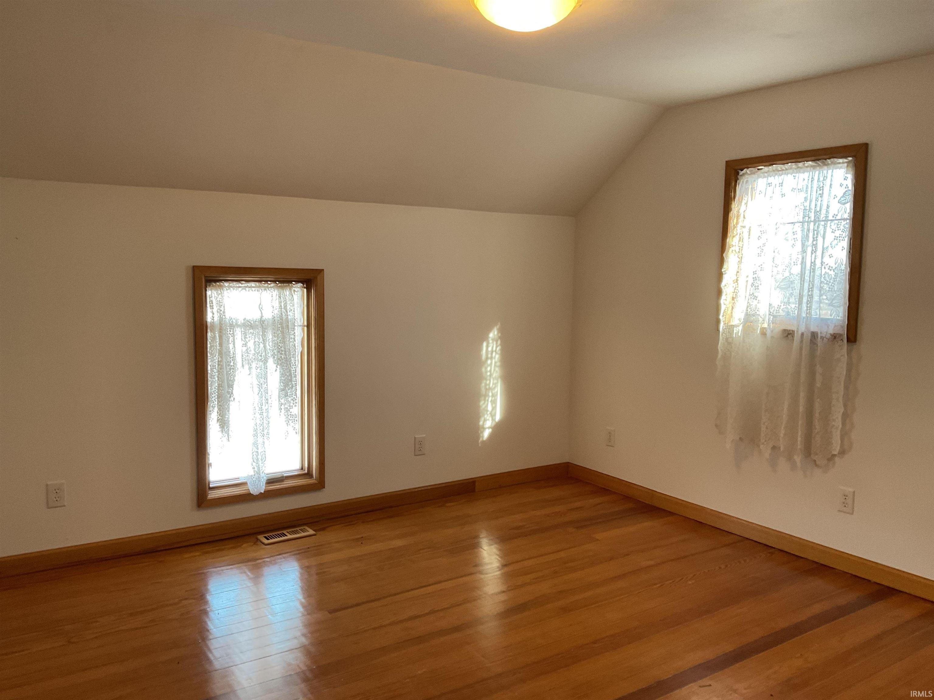 10421 Yoder Road Yoder, IN 46798 - Photo 13 of 29