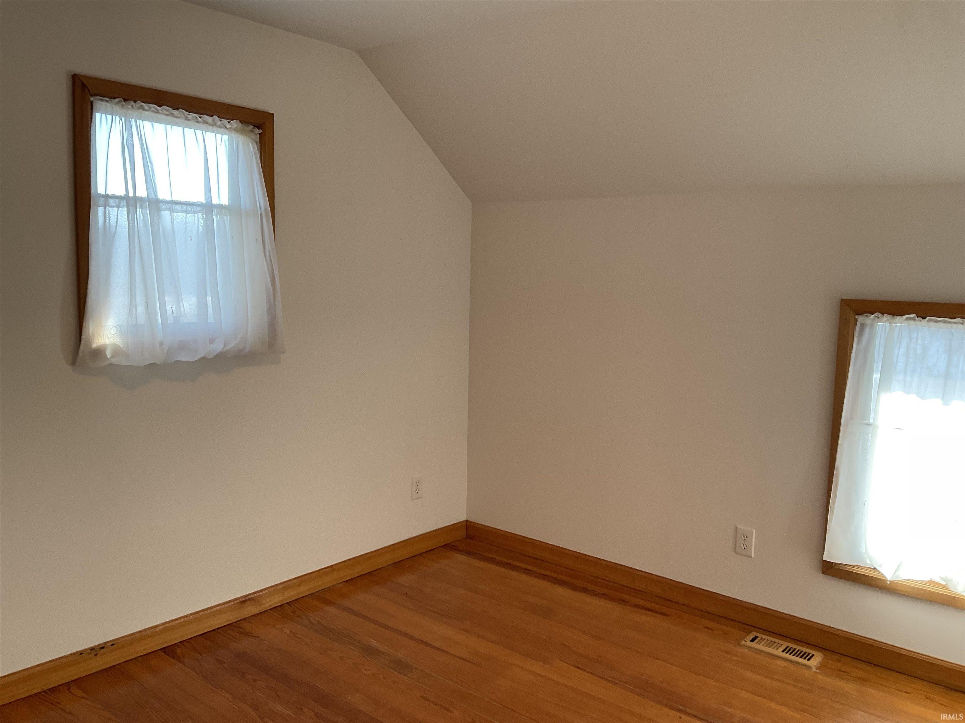 10421 Yoder Road Yoder, IN 46798 - Photo 14 of 29