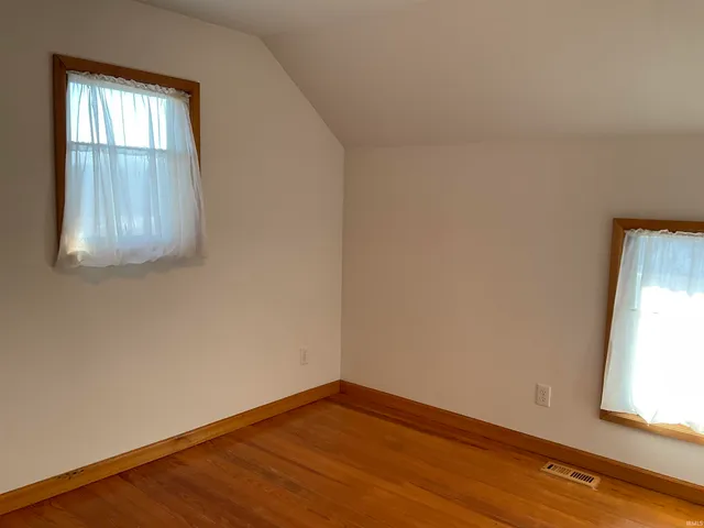 $2,400 | 10421 Yoder Road, Yoder, IN 46798