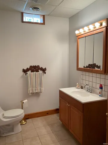 $2,400 | 10421 Yoder Road, Yoder, IN 46798