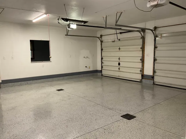 $2,400 | 10421 Yoder Road, Yoder, IN 46798