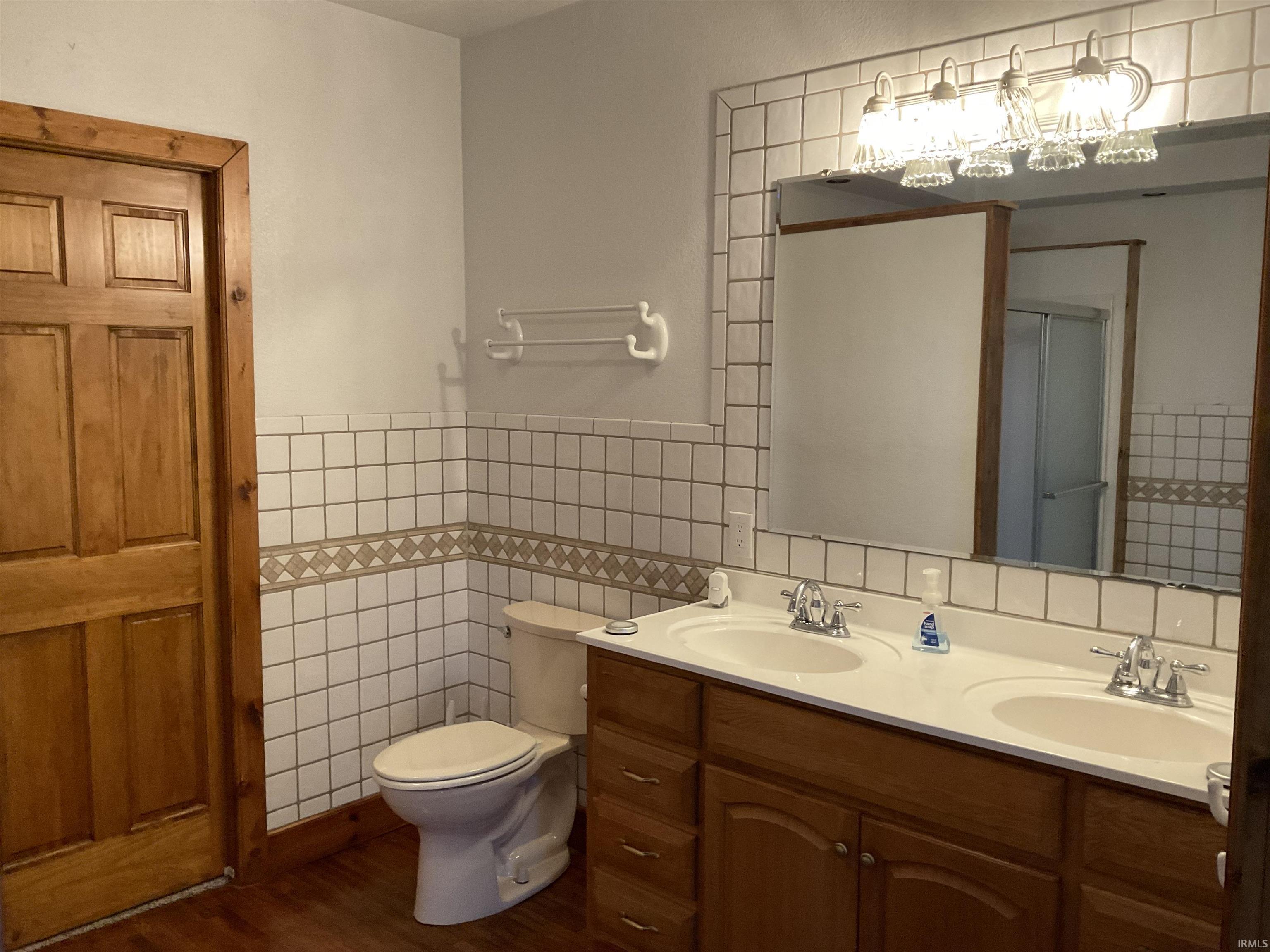 10421 Yoder Road Yoder, IN 46798 - Photo 9 of 29