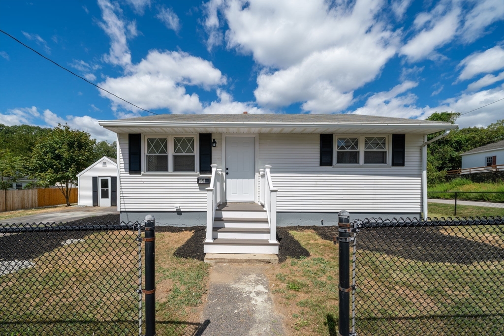 99 Sunderland Road Worcester, MA 01604 - Photo 1 of 35 Gallery Image 1