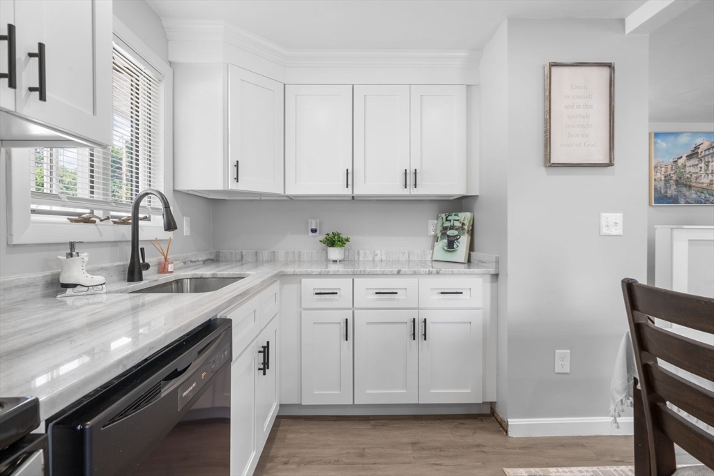 99 Sunderland Road Worcester, MA 01604 - Photo 13 of 35 Gallery Image 13