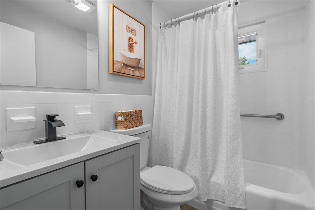 99 Sunderland Road Worcester, MA 01604 - Photo 15 of 35 Gallery Image 15
