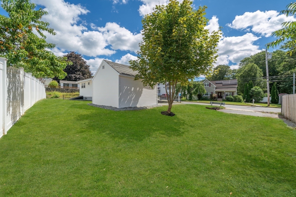 99 Sunderland Road Worcester, MA 01604 - Photo 30 of 35 Gallery Image 30
