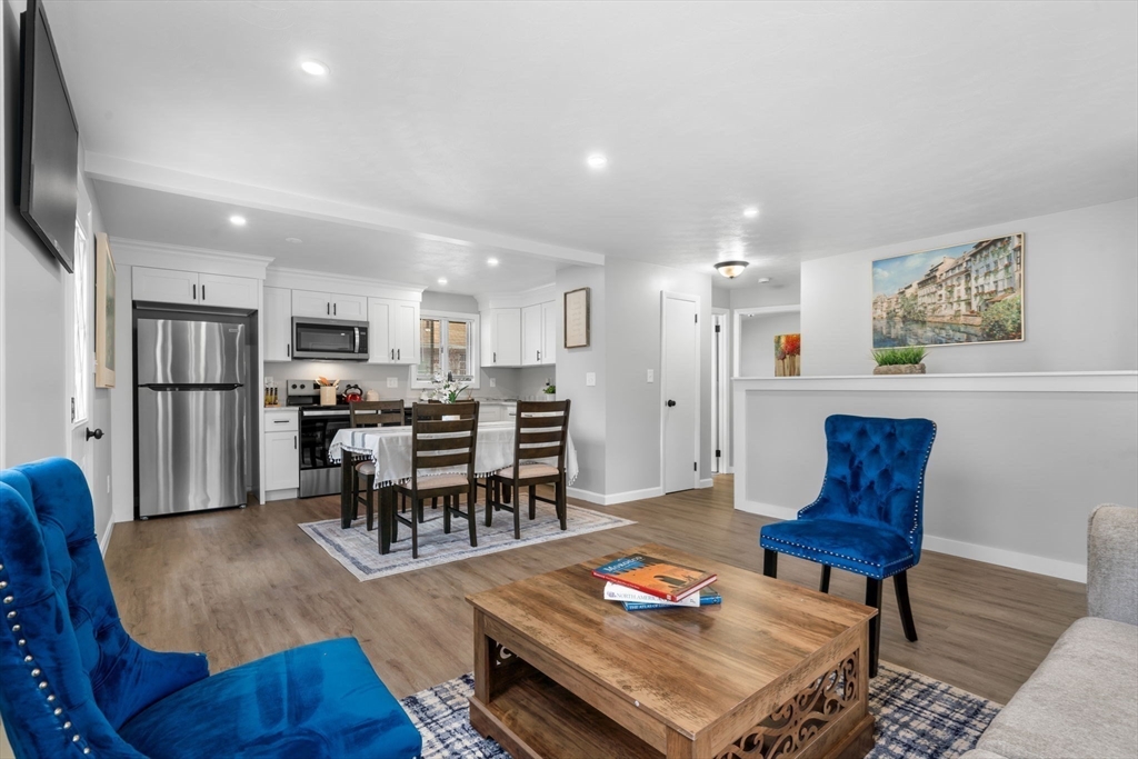 99 Sunderland Road Worcester, MA 01604 - Photo 5 of 35 Gallery Image 5