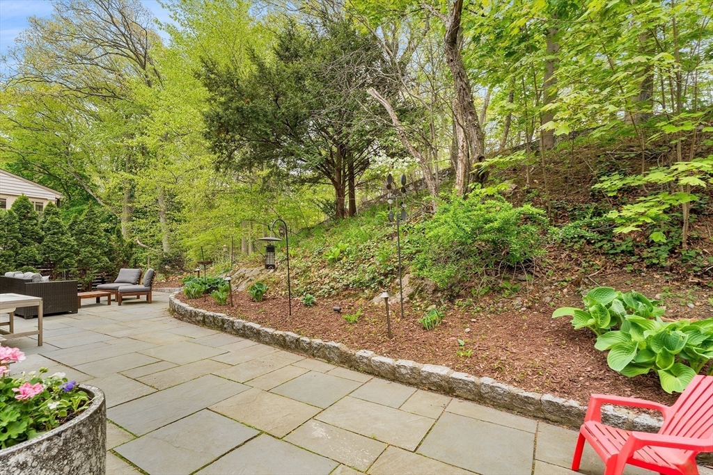 11 Crehore Road Chestnut Hill, MA 02467 - Photo 23 of 32 Gallery Image 23