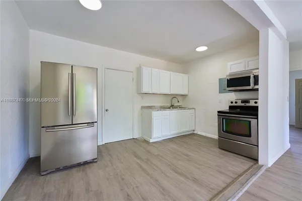 $1,950 | 11501 Northwest 27th Avenue, Unit 2639, Miami, FL 33167